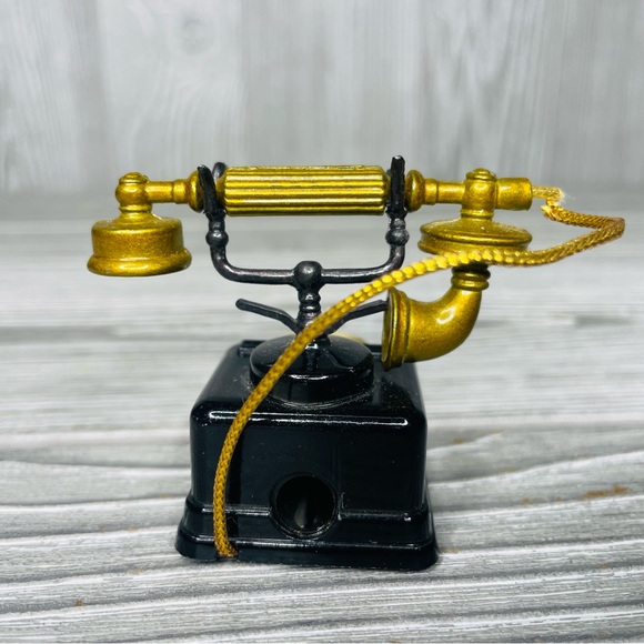 Vintage Pencil Sharpener Telephone Die Cast Metal Collectible 1980's miniatures - Picture 2 of 6